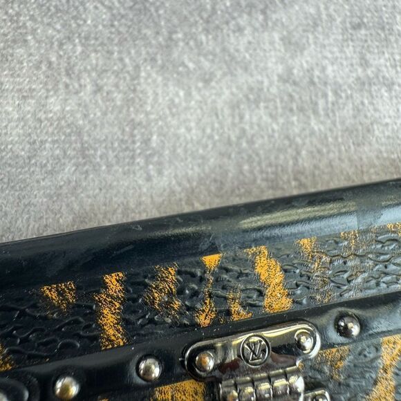 Louis Vuitton Petite Malle Leopard Bag Charm - Picture 6 of 7